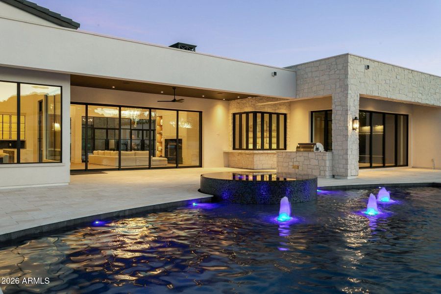 127-web-or-mls-6610-n-mountain-view-rd