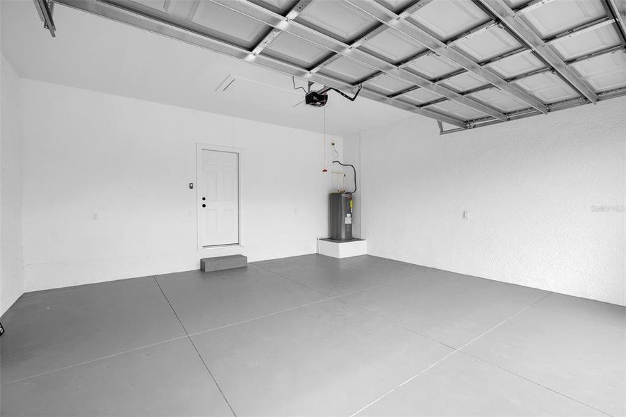 Spacious, unfurnished interior of a new home in , Port Charlotte (Image 15). Spacious, unfurnished interior of a new home in , Port Charlotte (Image 15).