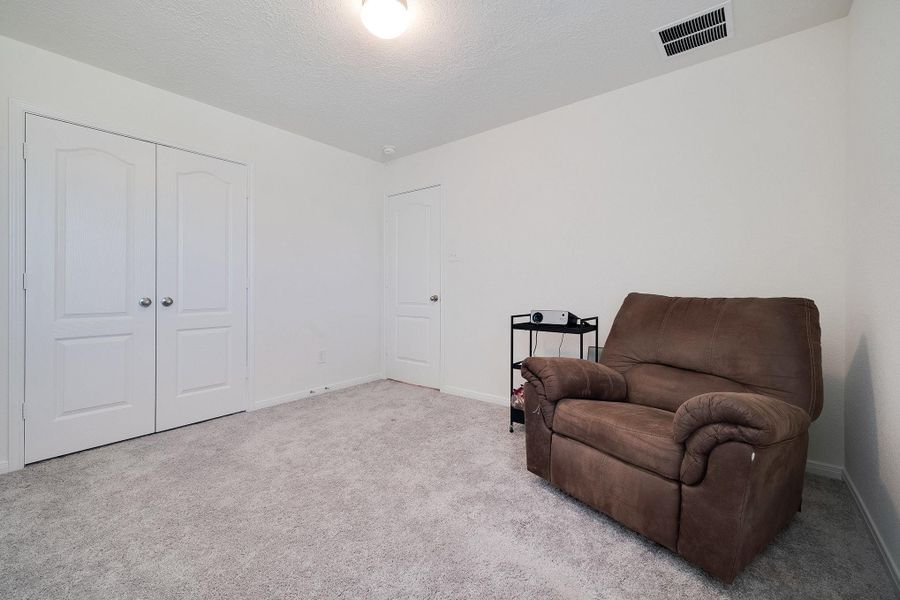 Furnished interior view inside a new home in , Tomball (Image 11).