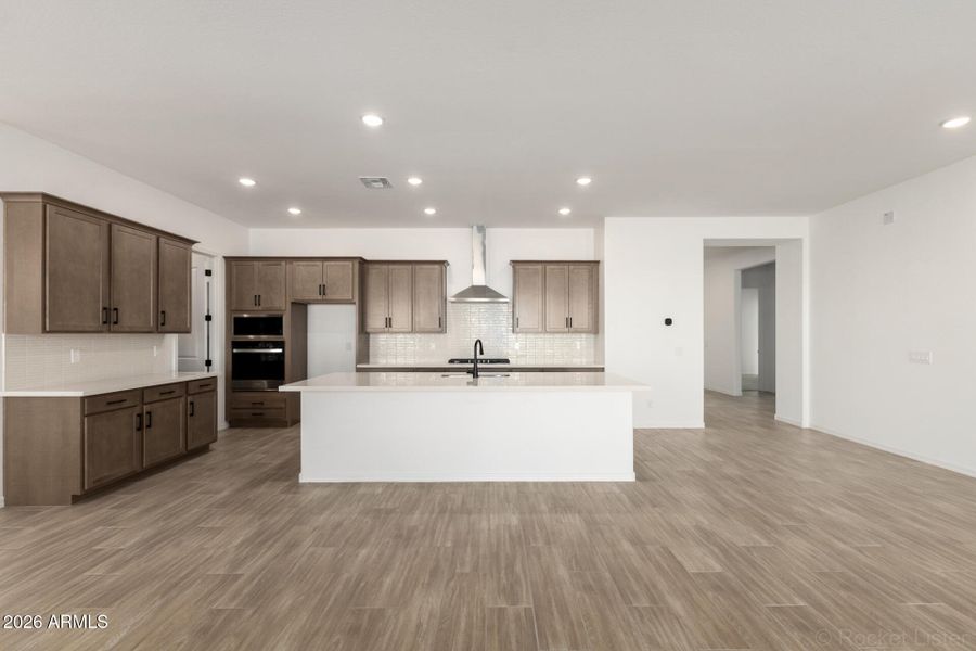 PHX_EmpirePOinte_Lot 7048_Hunter_22694_G