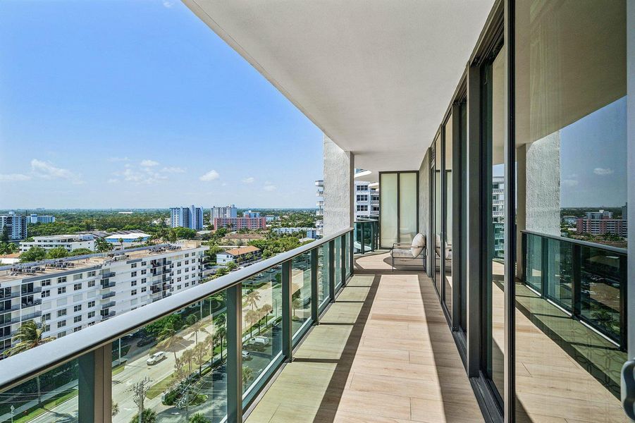 030-900NorthOceanBoulevard-1204-PompanoB