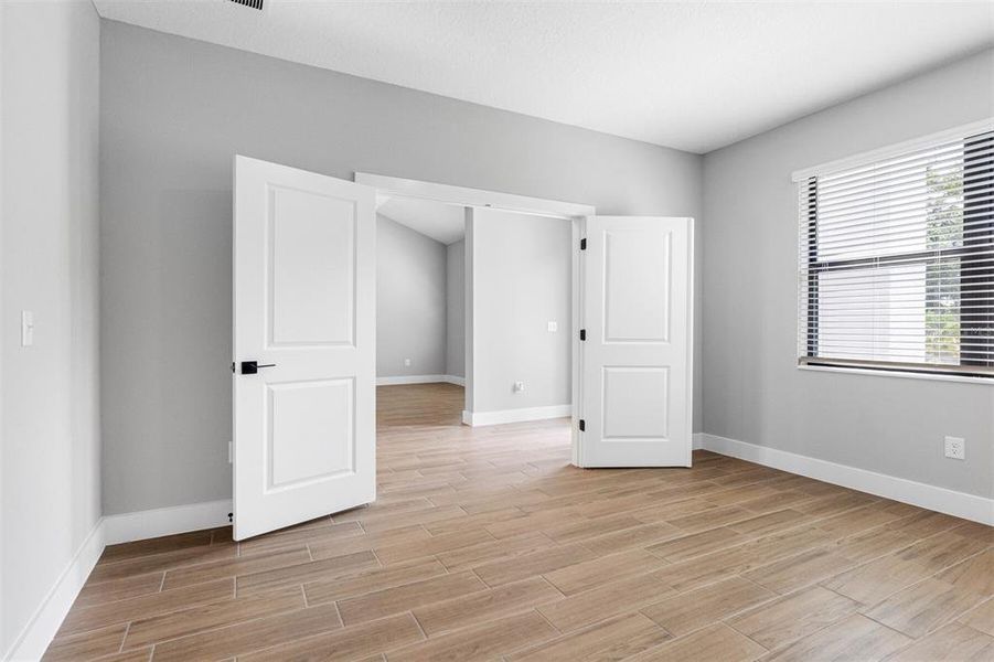 Spacious, unfurnished interior of a new home in Lake Gallagher Estates, Dover (Image 5).