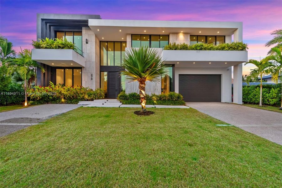 Image 71 of a home in .