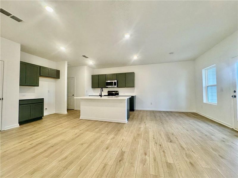 Image 29 of a home in Eastlyn Crossing. Image 29 of a home in Eastlyn Crossing.