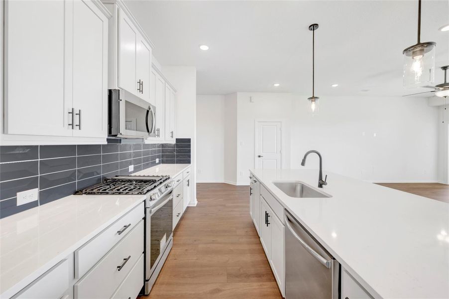 Furnished interior view inside a new home in The Grand Prairie 50’, Hockley (Image 10).