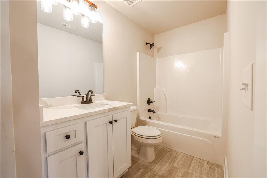Furnished interior view inside a new home in , Jefferson (Image 17).