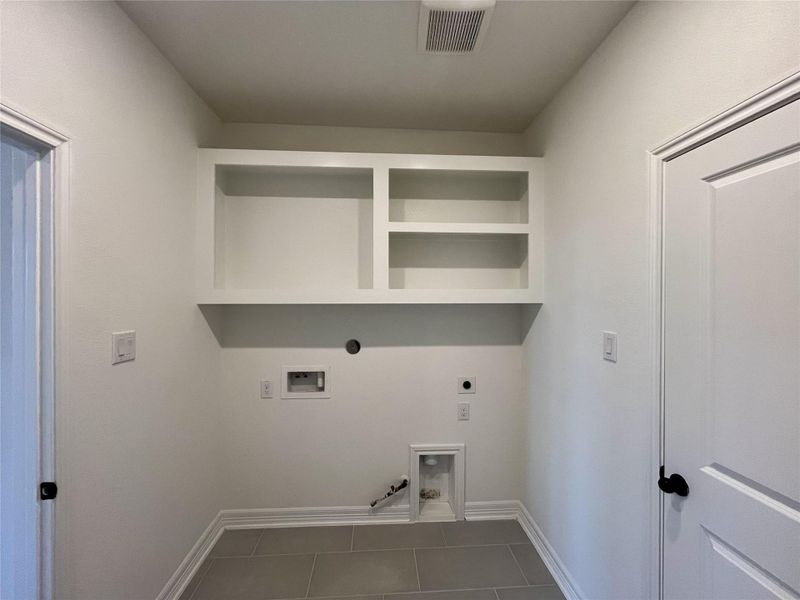 Spacious, unfurnished interior of a new home in Oakwood Estates, Waller (Image 15). Spacious, unfurnished interior of a new home in Oakwood Estates, Waller (Image 15).