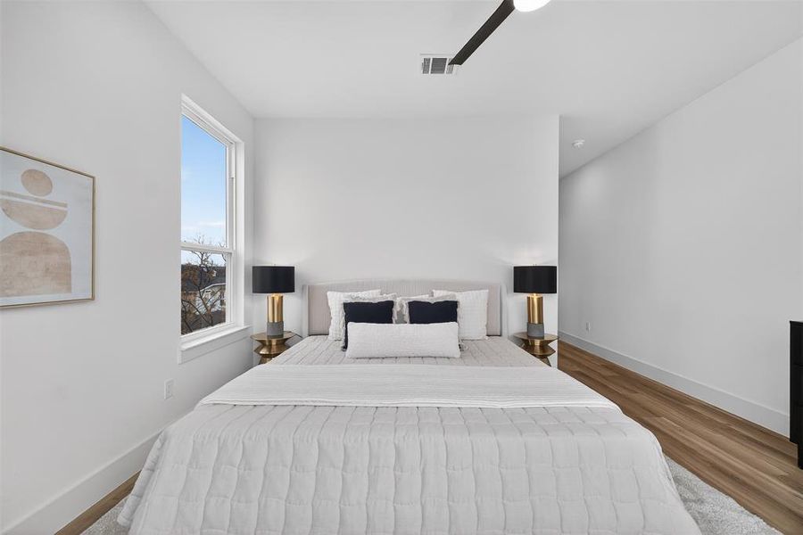 Furnished interior view inside a new home in , Dallas (Image 5).