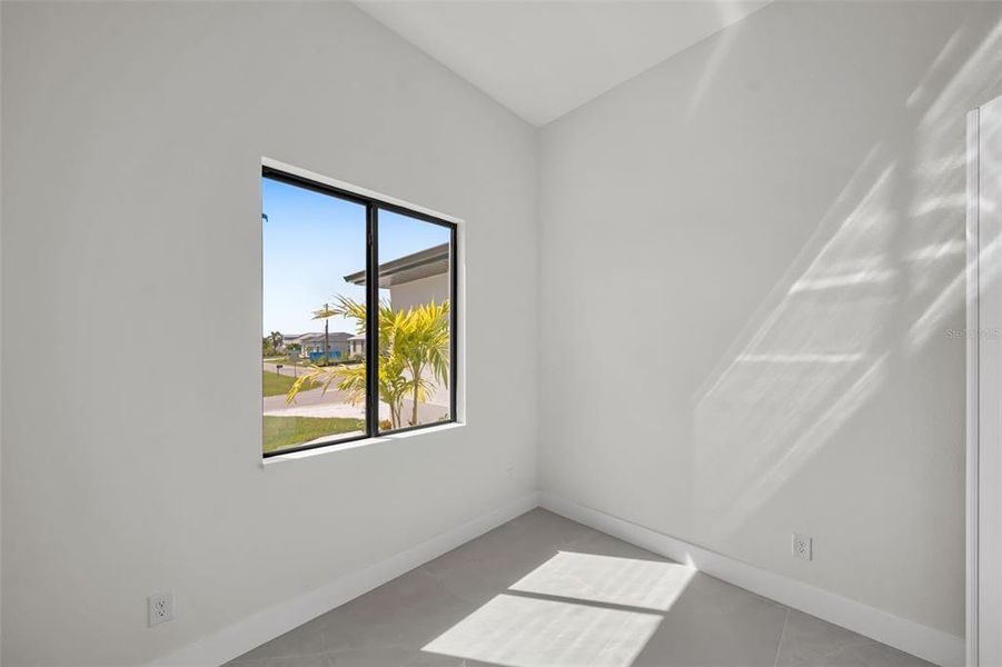 Spacious, unfurnished interior of a new home in , Port Charlotte (Image 22). Spacious, unfurnished interior of a new home in , Port Charlotte (Image 22).