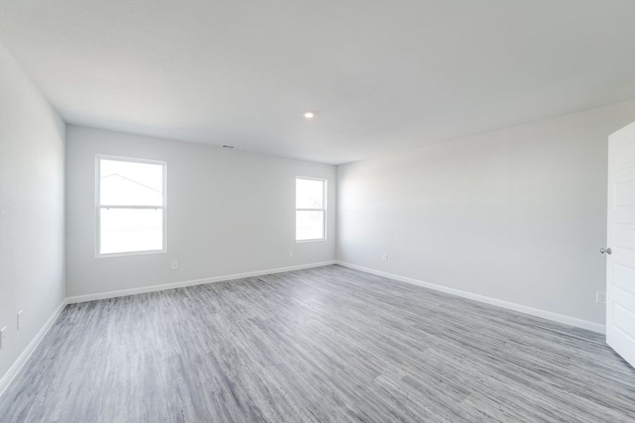 Spacious, unfurnished interior of a new home in Meadows of Chandler, Chandler (Image 29).