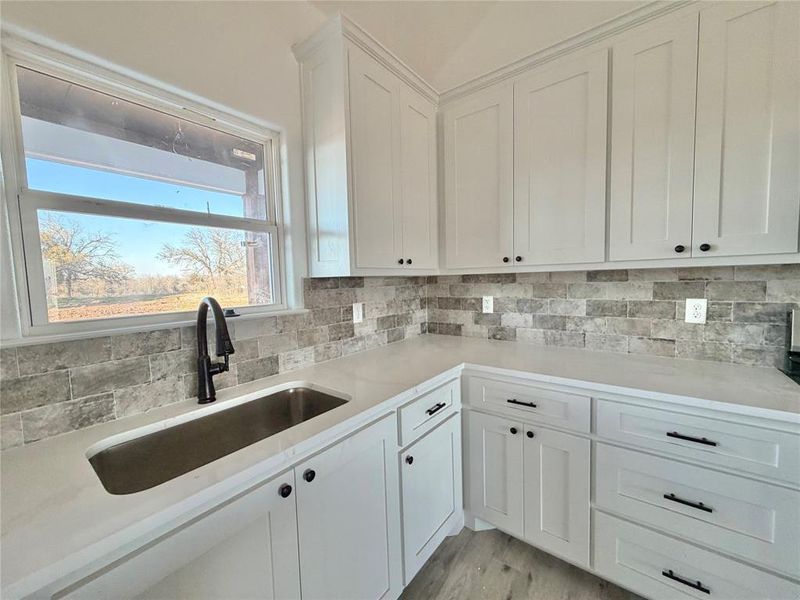 Furnished interior view inside a new home in , Weatherford (Image 8).