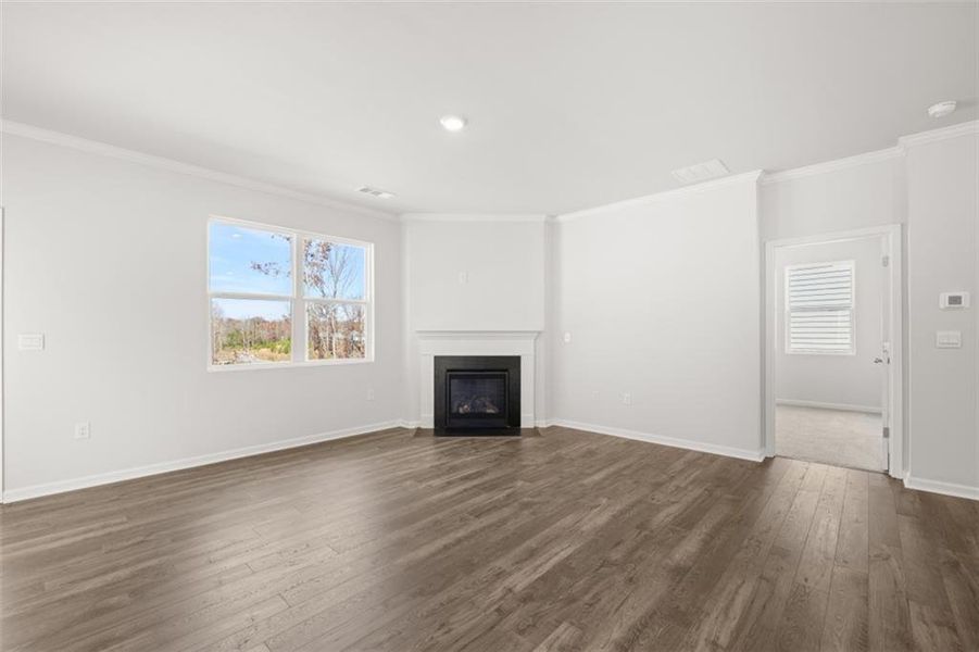 Spacious, unfurnished interior of a new home in Falcon Landing, Gainesville (Image 22).
