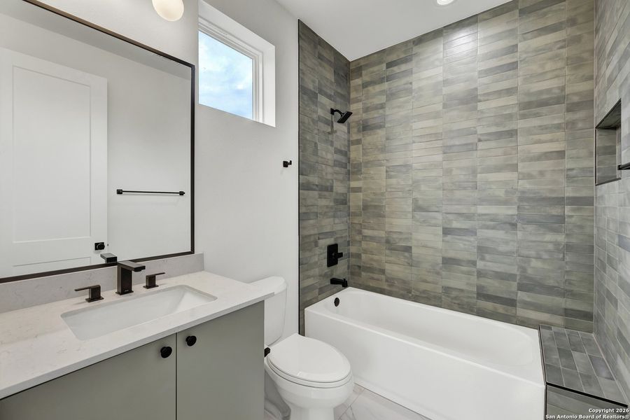 Furnished interior view inside a new home in , Canyon Lake (Image 14).