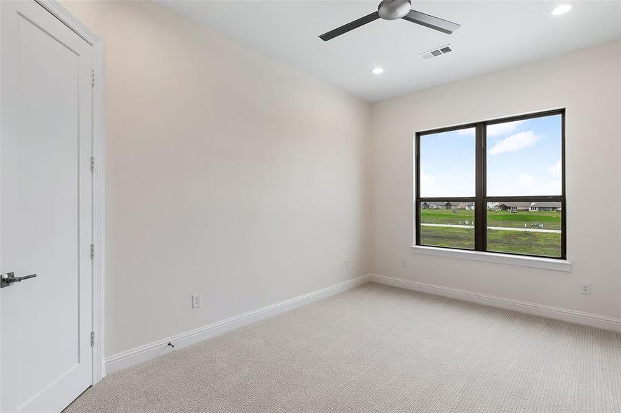 Spacious, unfurnished interior of a new home in , Heath (Image 16).