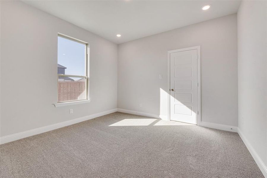 Spacious, unfurnished interior of a new home in Villages of Hurricane Creek, Anna (Image 24). Spacious, unfurnished interior of a new home in Villages of Hurricane Creek, Anna (Image 24).