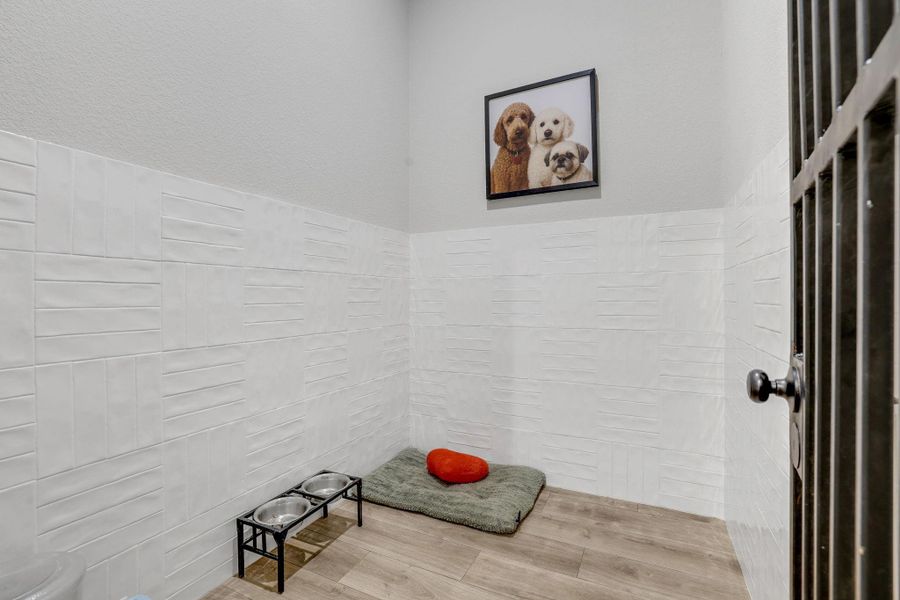 Furnished interior view inside a new home in , Tomball (Image 33).