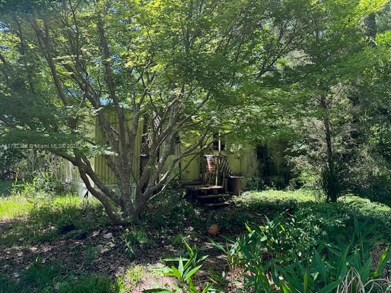 Image 23 of a home in . Image 23 of a home in .