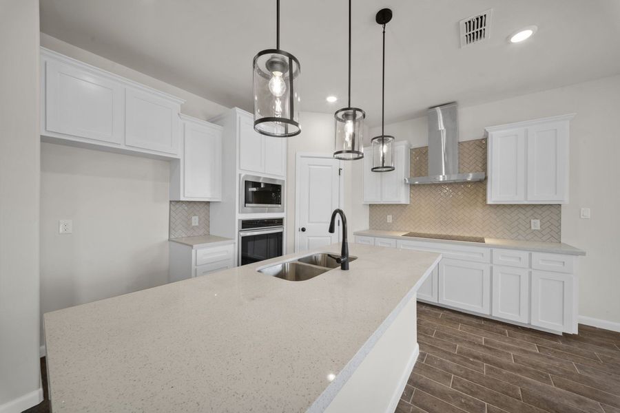 Furnished interior view inside a new home in Paloma Ranch, Harlingen (Image 6).