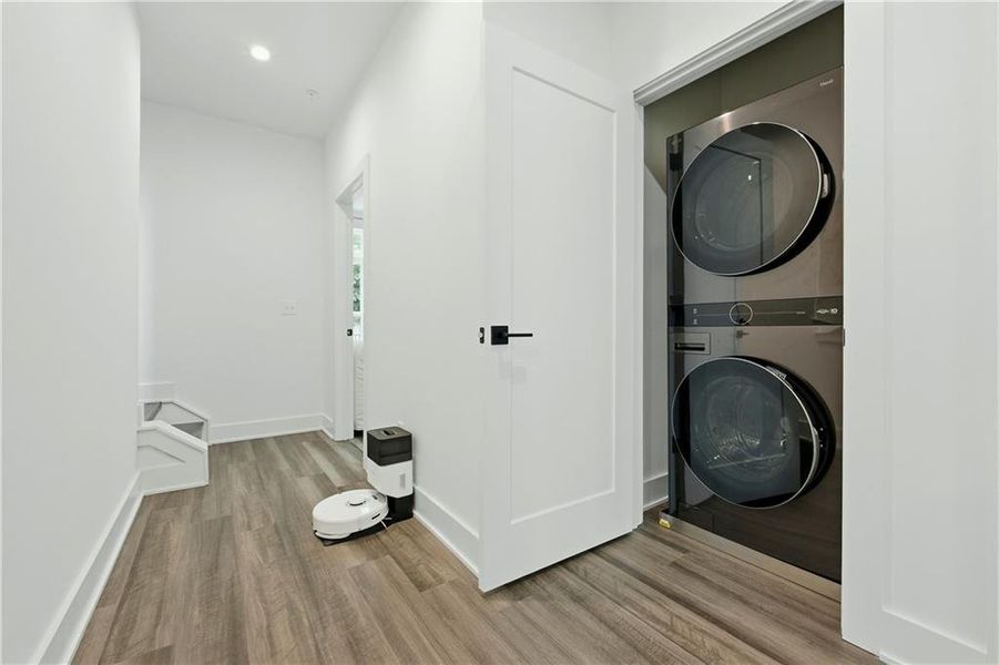 Furnished interior view inside a new home in , Atlanta (Image 12).