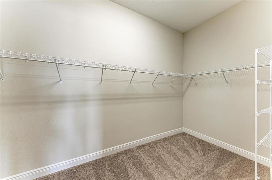 Spacious, unfurnished interior of a new home in Mirada, San Antonio (Image 29).