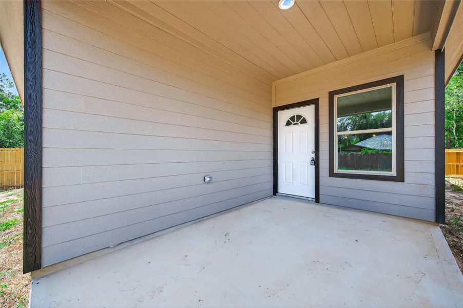 Exterior details and patio area of a home in , Cleveland (Image 27).