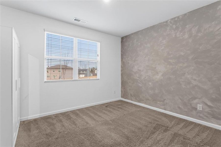 Spacious, unfurnished interior of a new home in Alcovy Trace, Lawrenceville (Image 25).