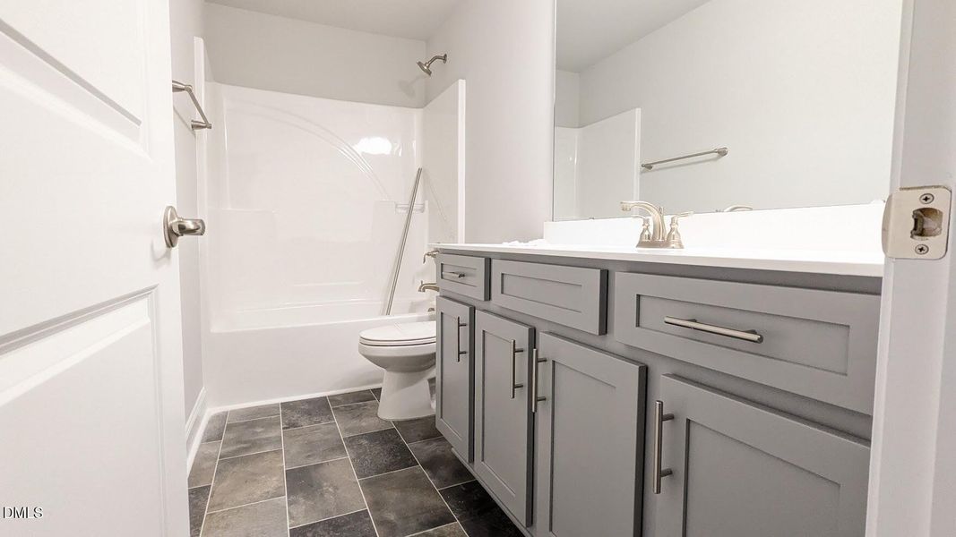 guest bathroom 3 09.05