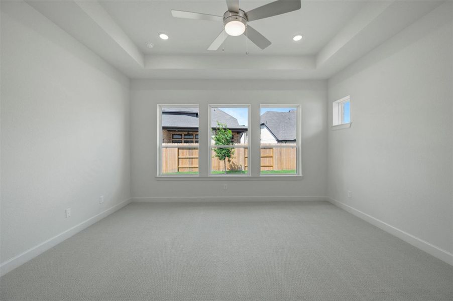 Spacious, unfurnished interior of a new home in ARTAVIA - Parkview Collection, Conroe (Image 43).