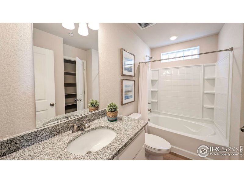 Furnished interior view inside a new home in Thompson River Ranch, Johnstown (Image 28). Furnished interior view inside a new home in Thompson River Ranch, Johnstown (Image 28).