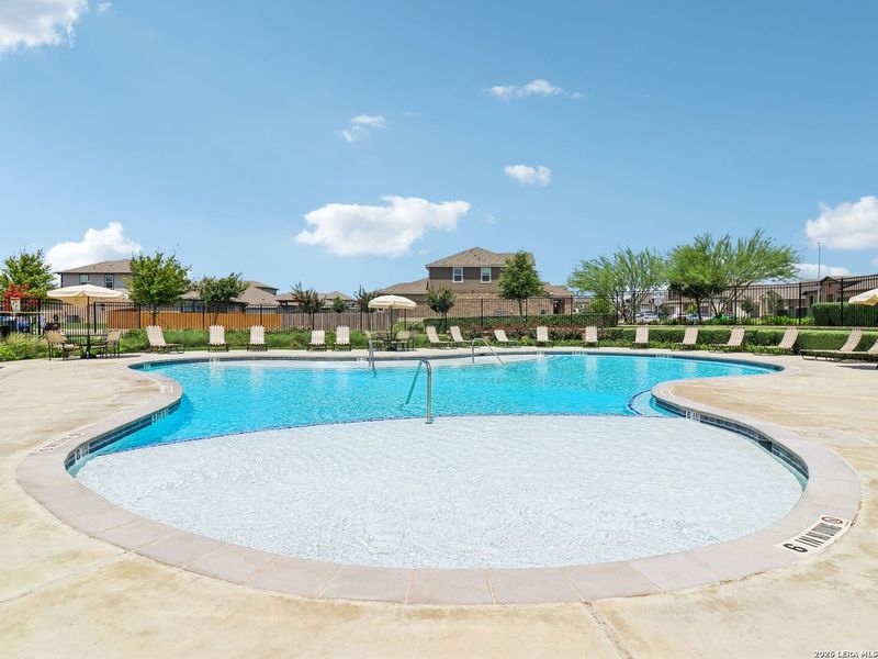 Community amenities in Sagebrooke - Classic Series, San Antonio (Image 6). Community amenities in Sagebrooke - Classic Series, San Antonio (Image 6).