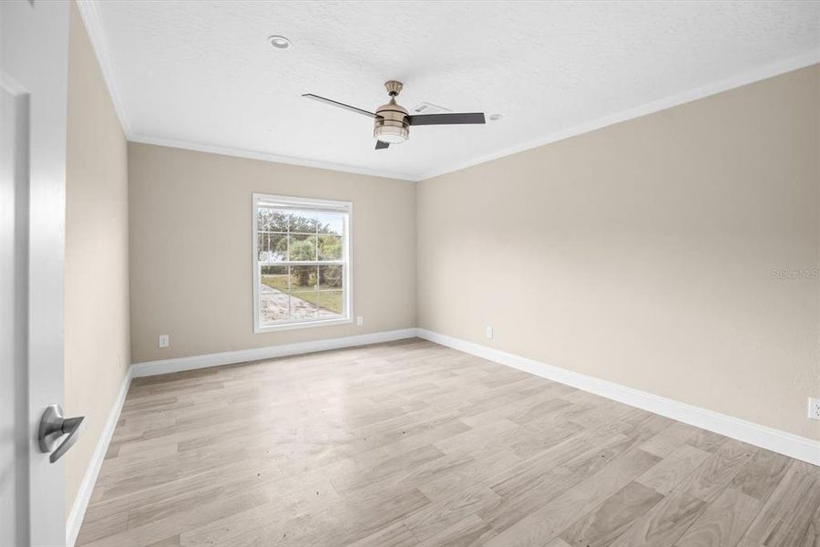 Spacious, unfurnished interior of a new home in , Okeechobee (Image 23).