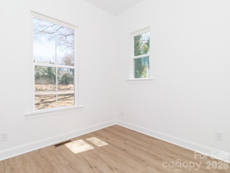 Spacious, unfurnished interior of a new home in , Charlotte (Image 30).