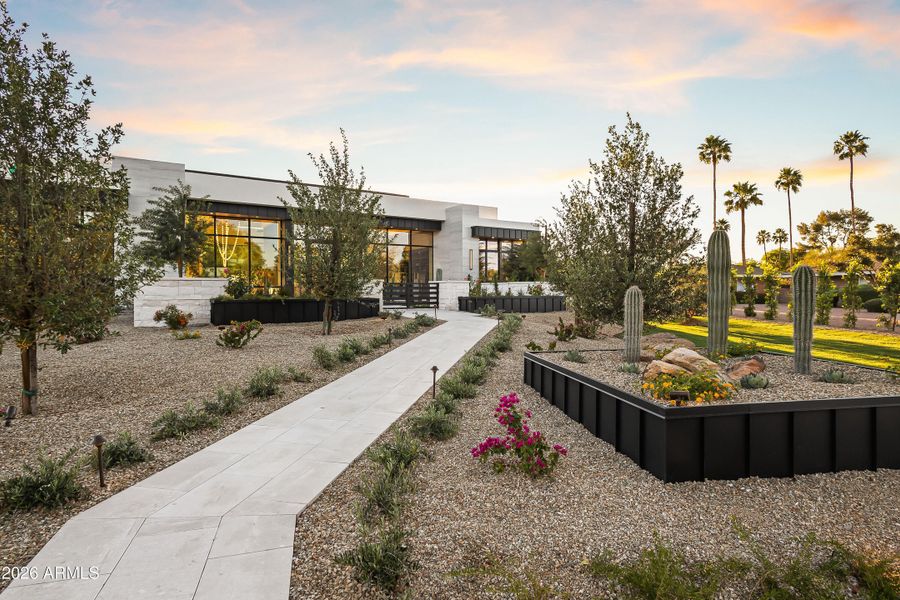 untitled (59 of 62) untitled (59 of 62)