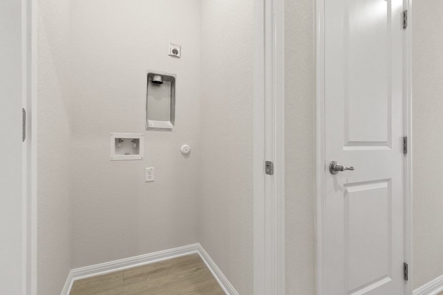 Spacious, unfurnished interior of a new home in Whisper Valley, Manor (Image 35). Spacious, unfurnished interior of a new home in Whisper Valley, Manor (Image 35).