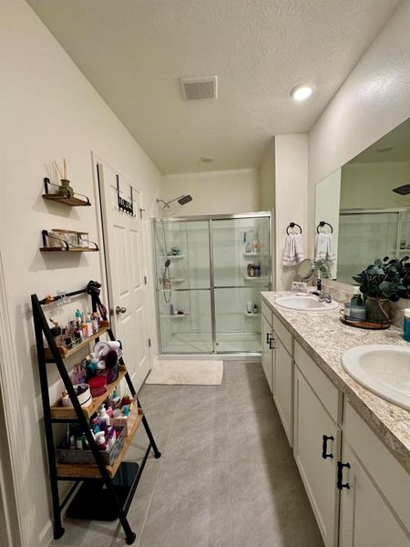 Furnished interior view inside a new home in , Port St. Lucie (Image 23). Furnished interior view inside a new home in , Port St. Lucie (Image 23).