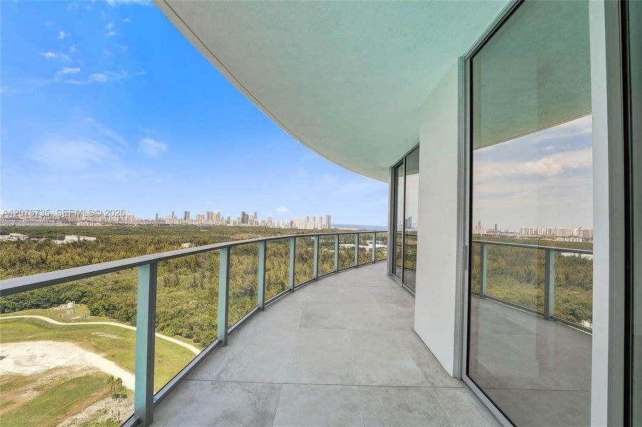 Exterior details and patio area of a home in , North Miami (Image 30).