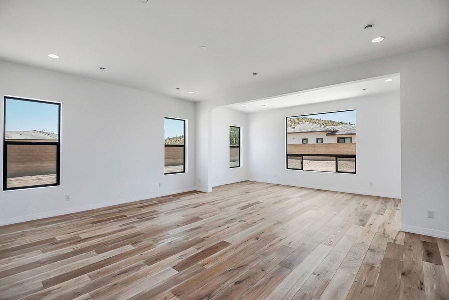 Spacious, unfurnished interior of a new home in Estates at Kings Ranch, Gold Canyon (Image 36). Spacious, unfurnished interior of a new home in Estates at Kings Ranch, Gold Canyon (Image 36).