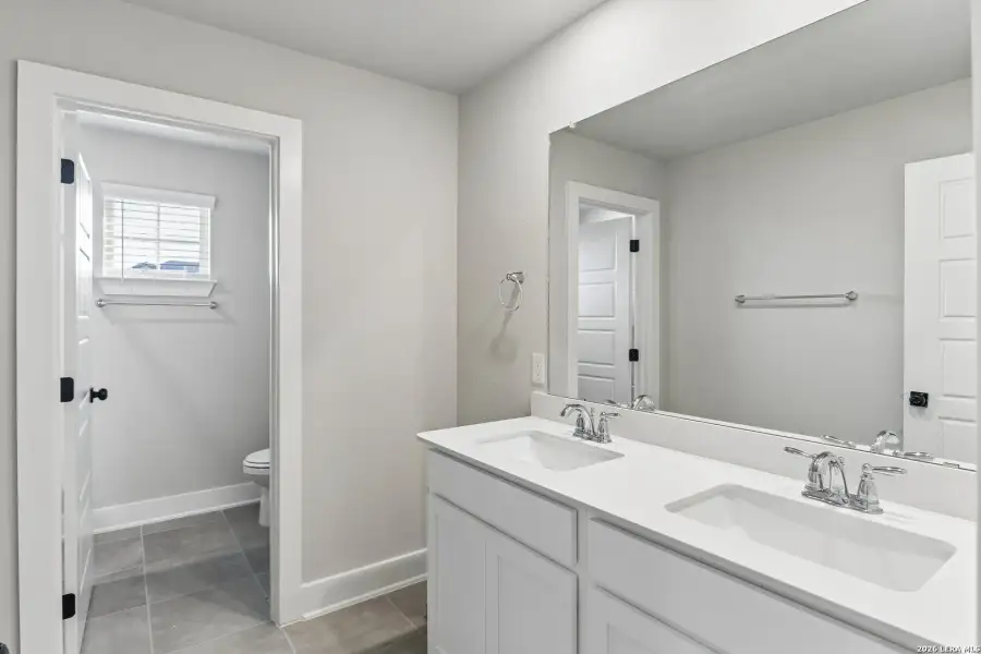 Furnished interior view inside a new home in Autry Pond, San Antonio (Image 15).