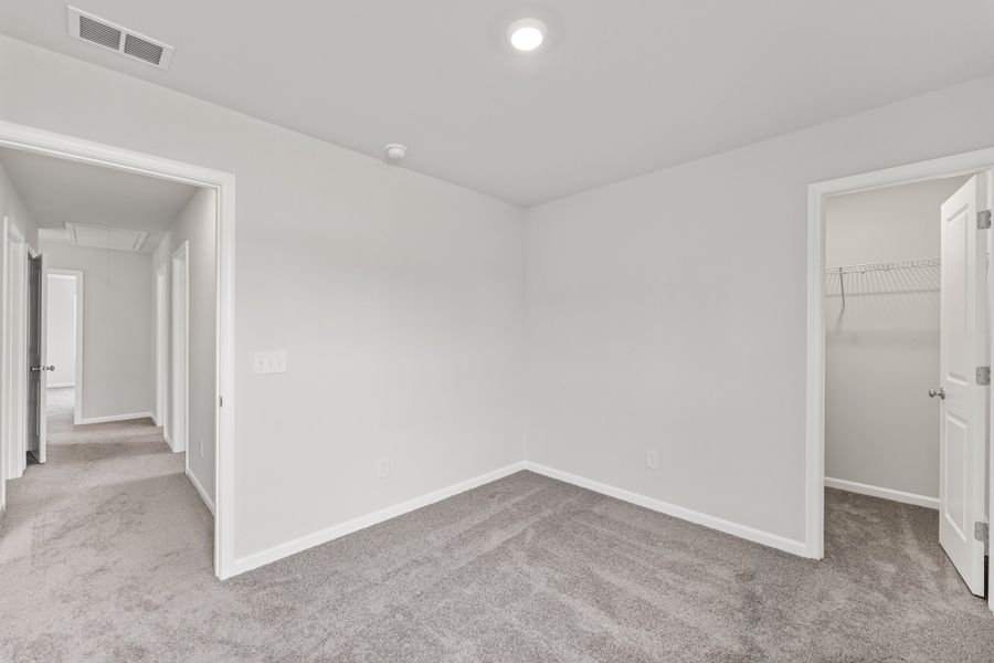 Spacious, unfurnished interior of a new home in Mayfair Village, Spartanburg (Image 22).