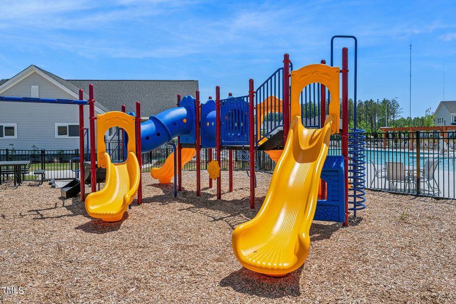 SUN_EdgeofAuburn_Pic_Amenity_Playground_