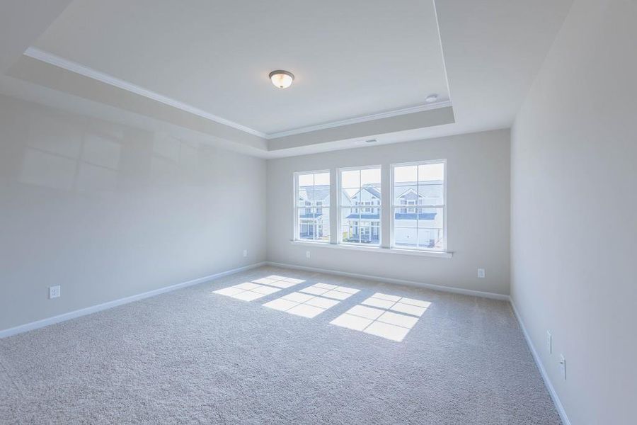 Spacious, unfurnished interior of a new home in Red Bird Manor, Jefferson (Image 10).