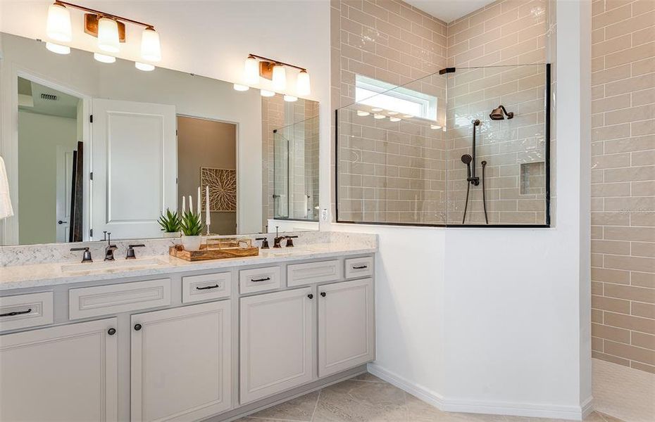 Furnished interior view inside a new home in Tohoqua Reserve, Kissimmee (Image 13).