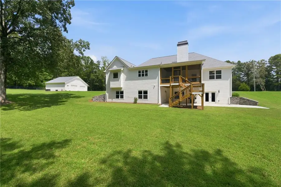 Exterior details and patio area of a home in , Dawsonville (Image 27).