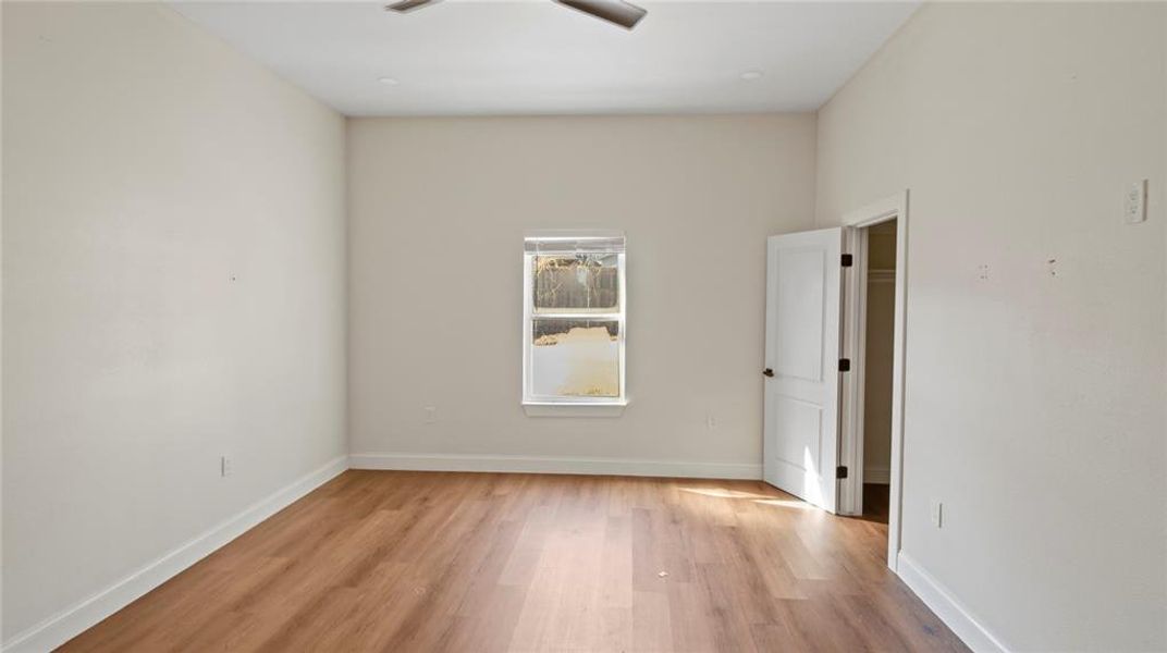 Spacious, unfurnished interior of a new home in , Dallas (Image 14).