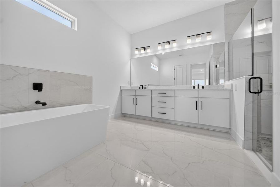 Furnished interior view inside a new home in Gracewater at Sarasota, Sarasota (Image 11).