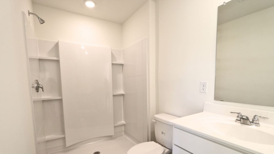 Furnished interior view inside a new home in Liberty, Panama City (Image 7).