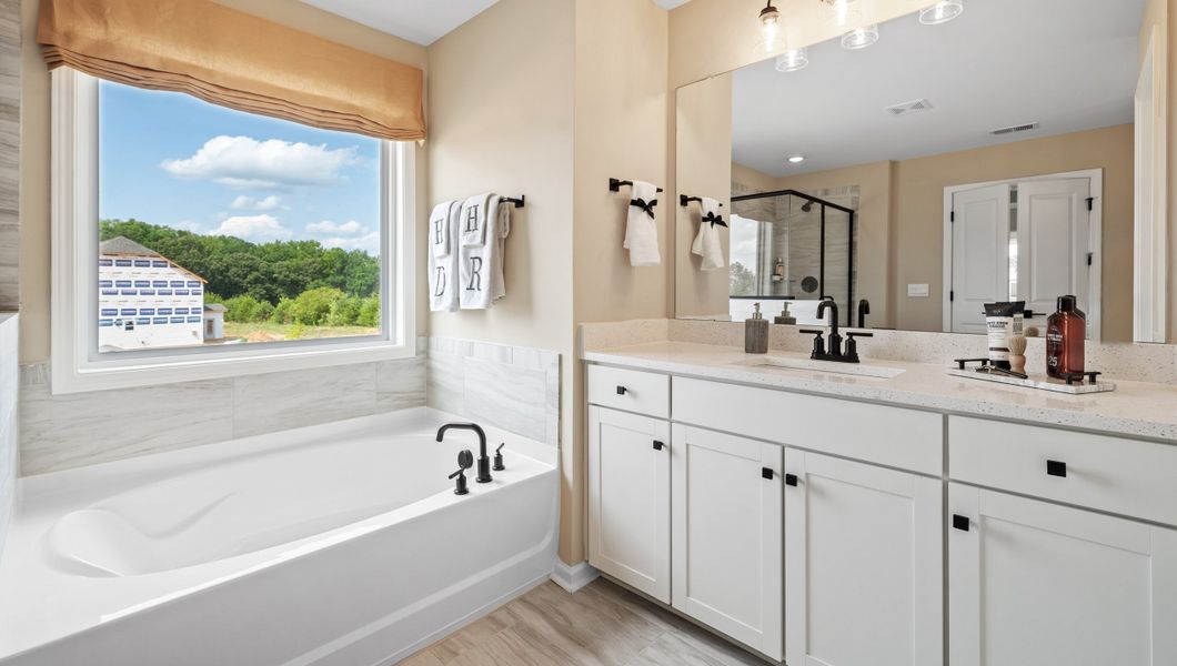 Furnished interior view inside a new home in Williams Ridge, Woodruff (Image 33).