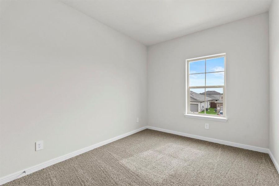 Spacious, unfurnished interior of a new home in The Canyons, Keene (Image 30).