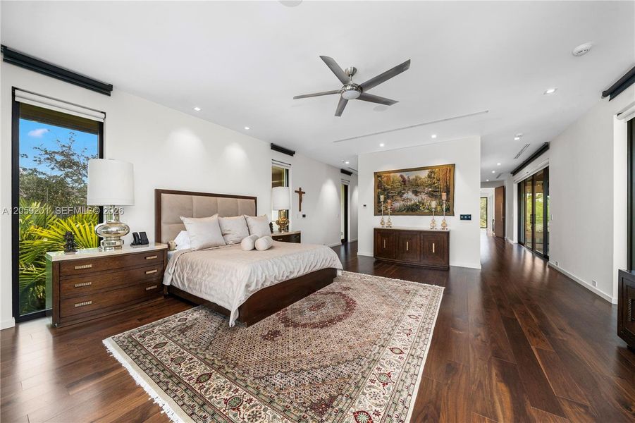 Furnished interior view inside a new home in , Coral Gables (Image 12).