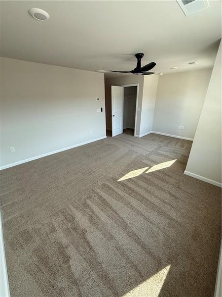 Spacious, unfurnished interior of a new home in Azalea Hills, Temple (Image 7).